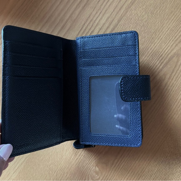 Coach Medium Corner Zip Wallet - Picture 3 of 4